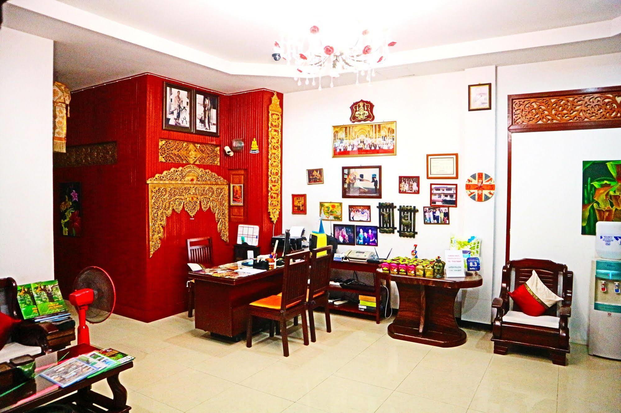 Mirrisa Nimman Hotel Чиангмай Экстерьер фото